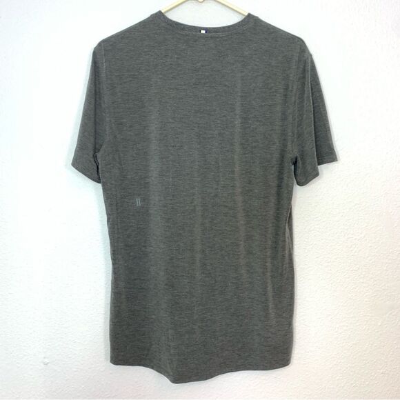 Kit & Ace Men's Gray Crew Neck T-Shirt Acrylic Rayon Blend Size Small - Picture 3 of 6